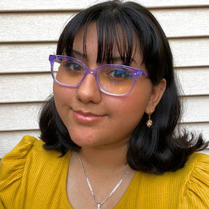 Meet your Posher, Elise